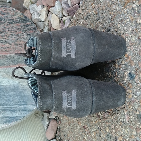Toms desert wedge Castle Rock gray suede ankle boots women's 9 - Picture 4 of 9